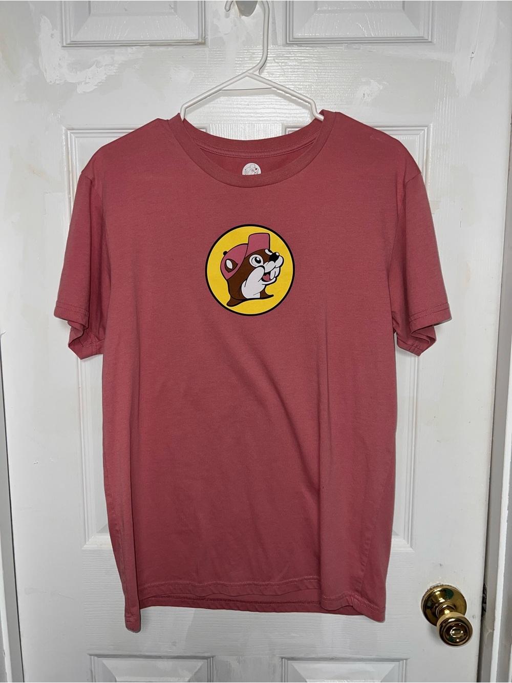 Woman’s Short Sleeve Tee with Buc-ee's Beaver Logo - Dusty Rose